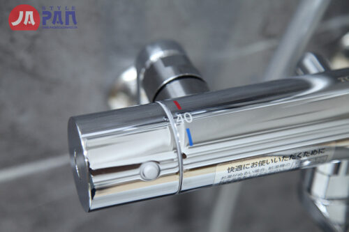 Sen tắm Toto TBV03402J | |Nút bấm khóa nước | Khống chế nhiệt độ - Hình ảnh 4