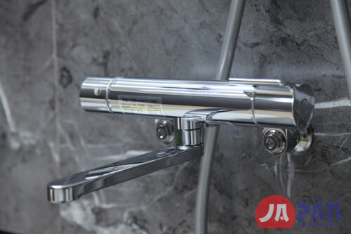 Sen tắm Toto TBV03404J | Nhiệt độ | 3 chế độ phun - Hình ảnh 3