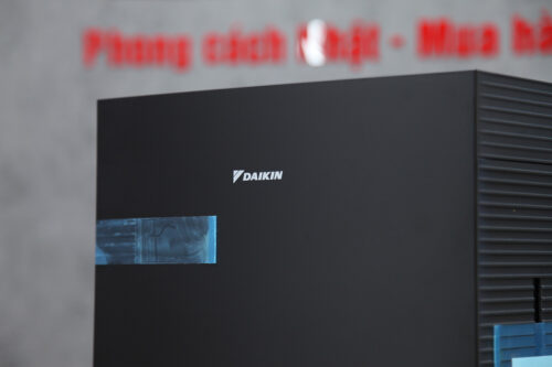 1 1658822416 5639793308 loc khong khi daikin mck70y t 8