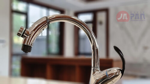 Vòi rửa bát Toto TKN34PBTA nóng lạnh rút dây - Hình ảnh 5