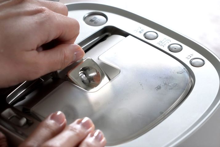 04-4 Nước lạnh được cung cấp từ một bể riêng