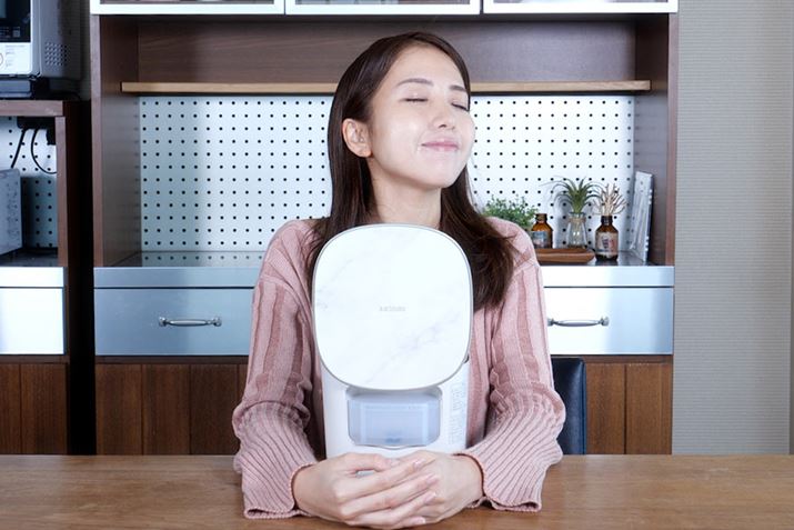 05-4 Di chuyển khuôn mặt của bạn để sương lan tỏa đều