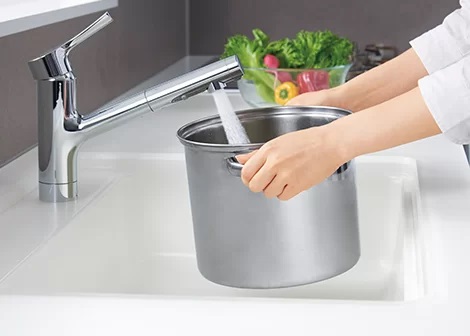 Vòi rửa bát TOTO TKS05305J | Vòi nóng lạnh | Rút đầu vòi | Eco 13 Không gian rộng rửa xoong nồi lớn