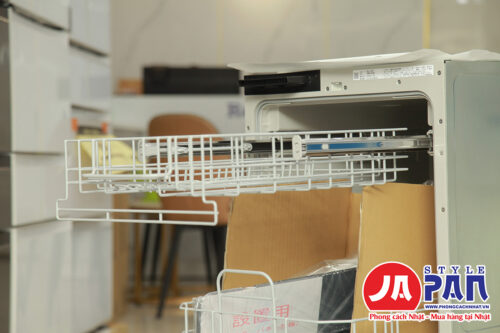 May rua bat Rinnai RSW F402 SV 6