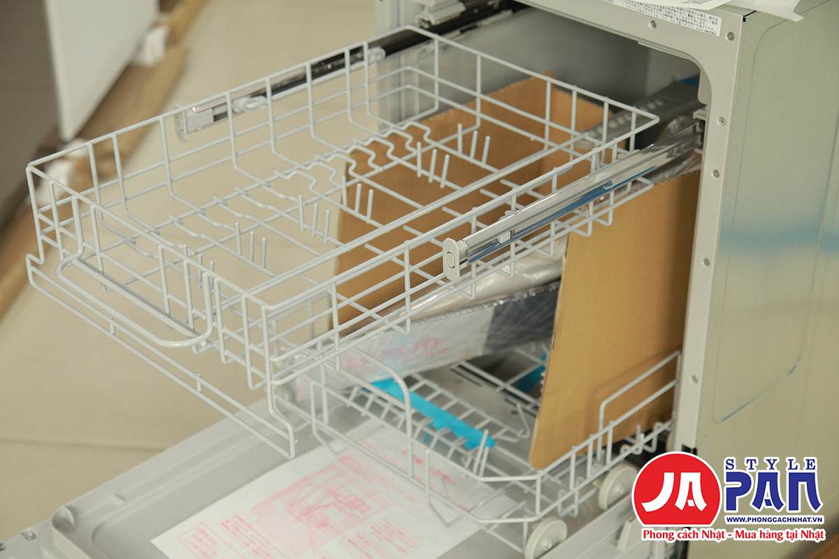 May rua bat Rinnai RSW F402 SV 5