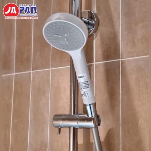 Sen cây TOTO TBW04401J1 | Sen tắm nhiệt độ cao cấp nội địa Nhật 18 Tay sen và gác tay sen trên thanh trượt của sen cây Toto TBW04401J1