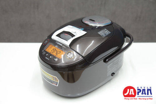 Nồi cơm điện Zojirushi Np-Zu18-TD
