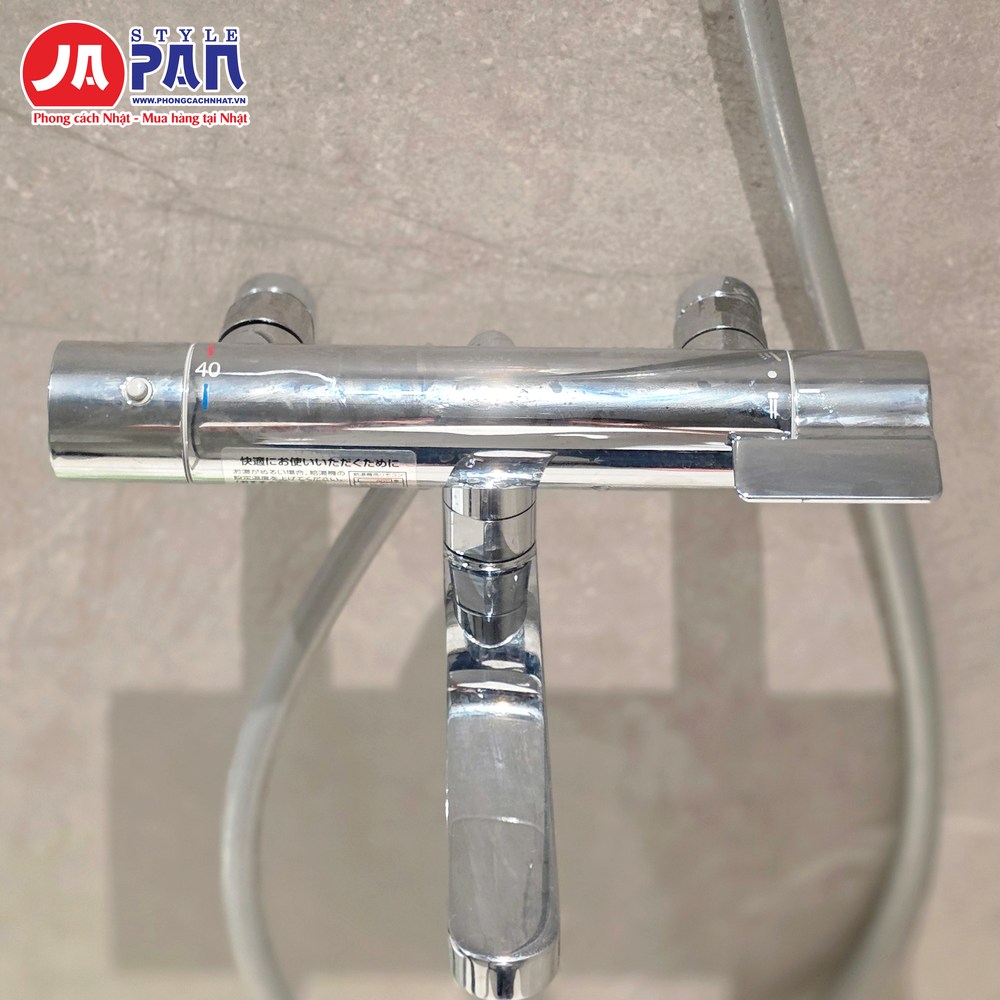 Sen tắm Toto TBV03401J1 | Khống chế nhiệt độ 20 Củ trộn nhiệt độ Toto TBV03401J1 nhìn chính diện