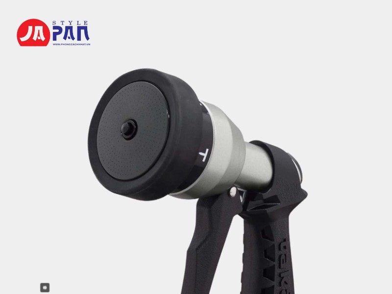 Đầu vòi phun Takagi QG555-01 Kim loại bánh răng cứng 2 Đặc điểm nổi bật của vòi tưới cây Takagi QG555
