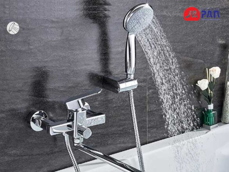Tìm Hiểu Các Loại Sen Tắm Hiện Đại Phổ Biến Trên Thị Trường 3 Sen tắm gắn tường