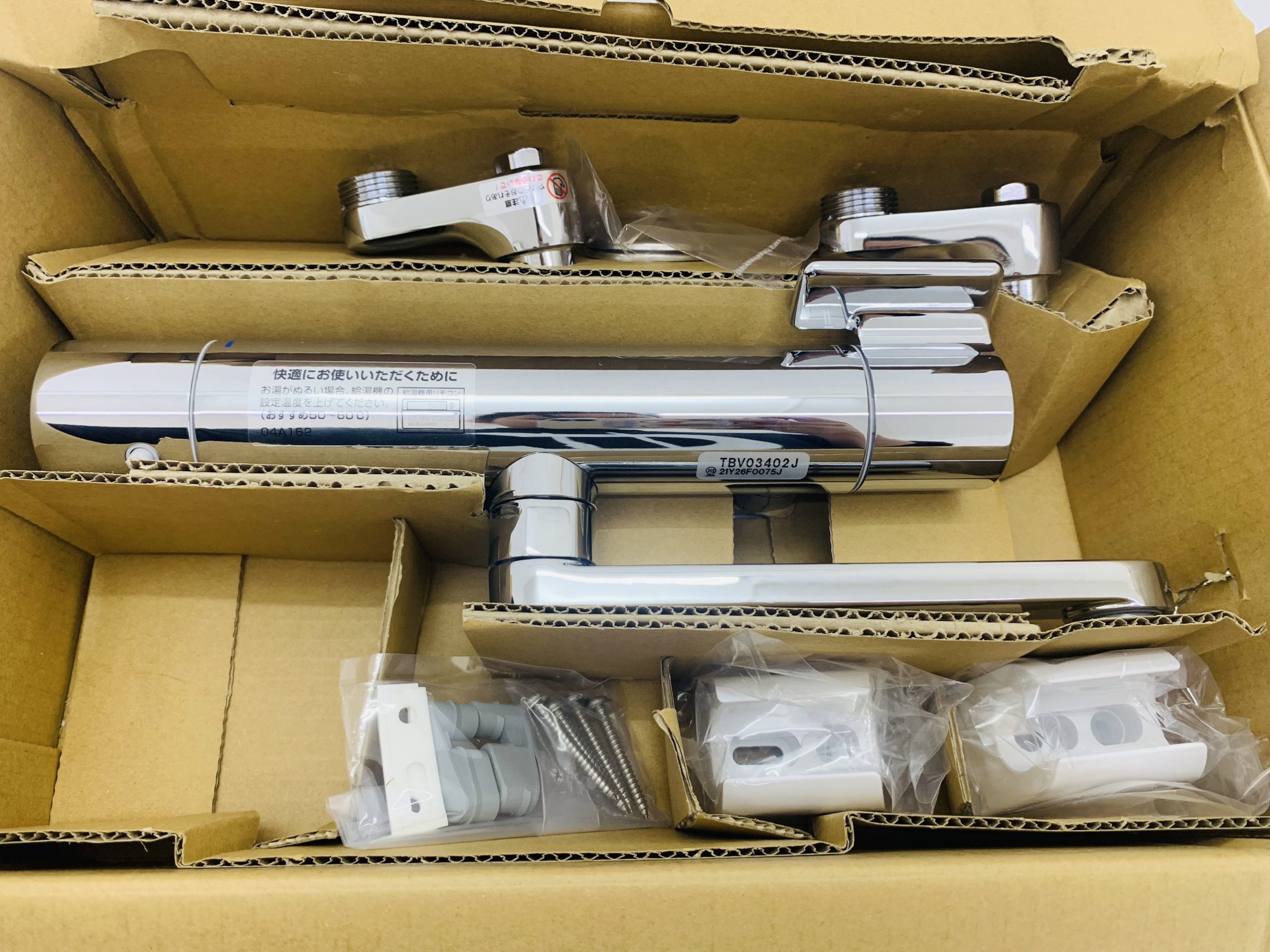 Sen tắm nhiệt độ Toto TBV03402J1 (3)