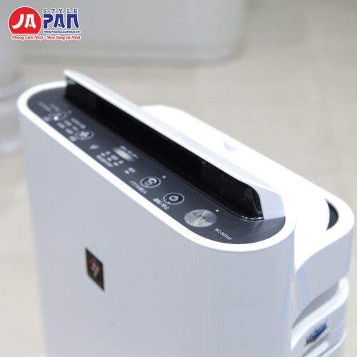 Bảng điều khiển của máy lọc không khí Sharp KC-50TH7-W