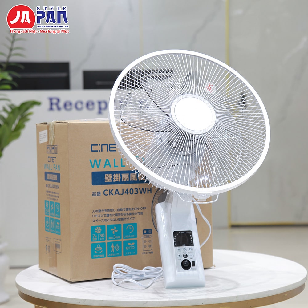 Quạt treo tường Cnet CKAJ403WH | Tự bật tắt khi có người 4 Quạt treo tường Cnet CKAJ403WH nhìn cận cảnh