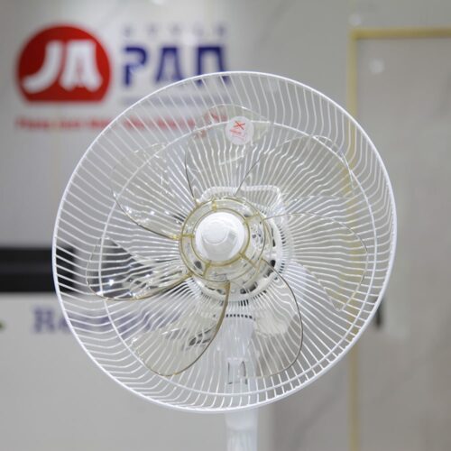 Cánh quạt Panasonic F-CW324-W với 7 lưỡi gió thiết kế dạng xoắn