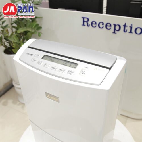 Cụm BĐK và màn hình hiển thị của Mitsubishi MJ-PV250YX-W được đặt ở phía trên