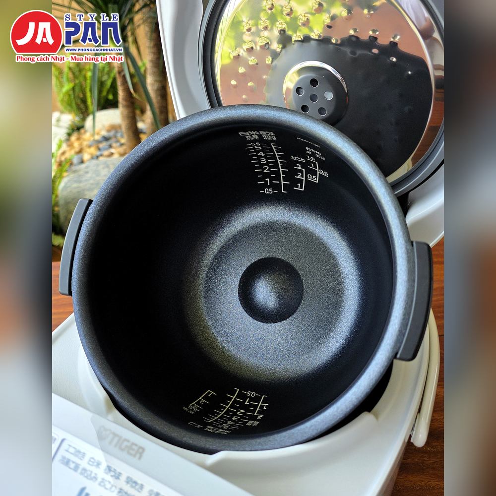 Nồi cơm điện Tiger JPW-M100 | Dung tích 1.0L, nồi cao tần 8 Lòng nồi và nắp trong Tiger JPW-M100