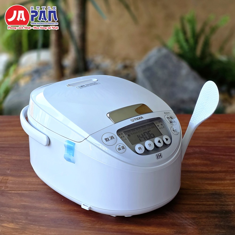 Nồi cơm điện Tiger JPW-M100 | Dung tích 1.0L, nồi cao tần 3 Nồi cơm điện Tiger JPW-M100 góc nghiêng