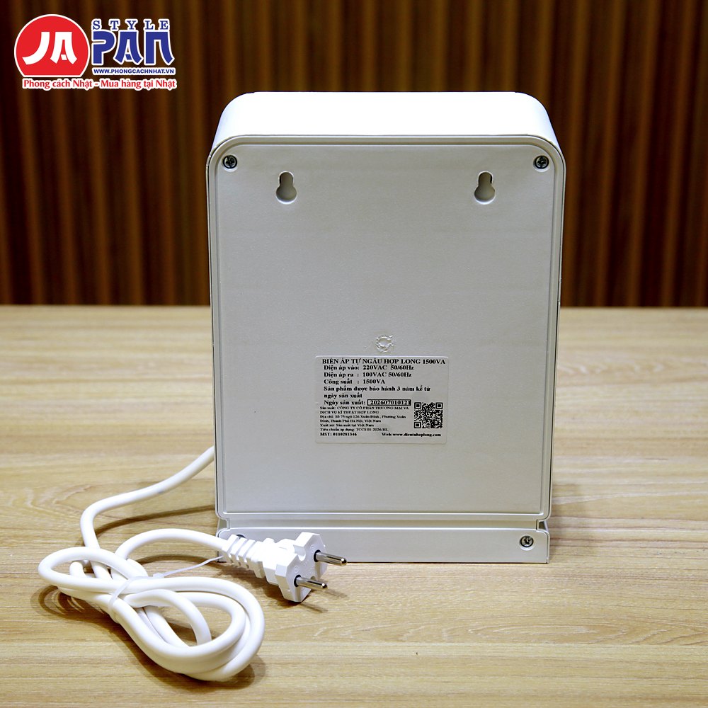 Đổi nguồn Hợp Long HL-1500 1500VA | Biến áp 220V ra 100V, vỏ nhựa 18 Biến áp đổi nguồn Hợp Long HL-1500 1500VA – mặt sau
