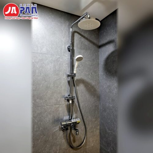 Bộ sen cây kết hợp Toto TBW04401J1 + Toto TMN40STY1 13 Bộ sen cây Toto TBW4401J1 + TMN40STY1 – toàn bộ bộ sen nhìn góc nghiêng