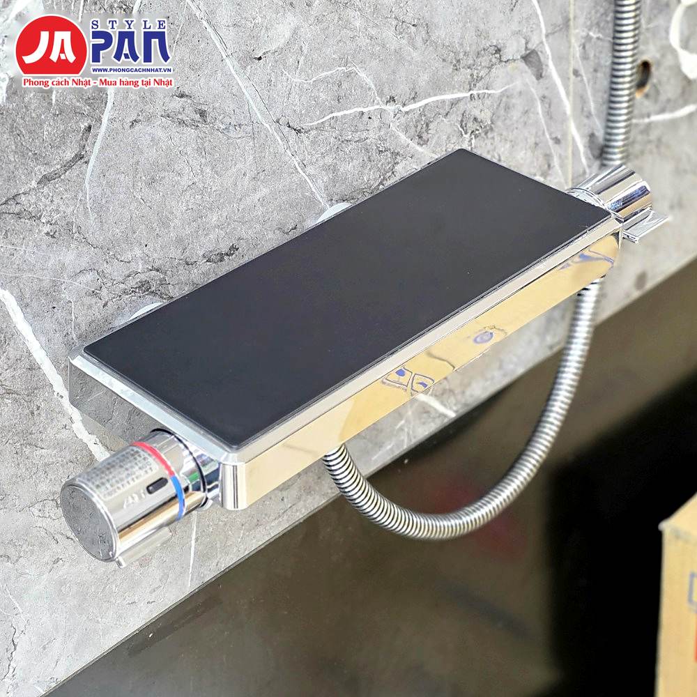 Sen tắm nhiệt độ Lixil BF-HW147TX-PU6 | Nội Địa Nhật 4 Sen tắm nhiệt độ Lixil BF-HW147TX-PU6 – góc nghiêng thấy mặt kệ phẳng màu đen