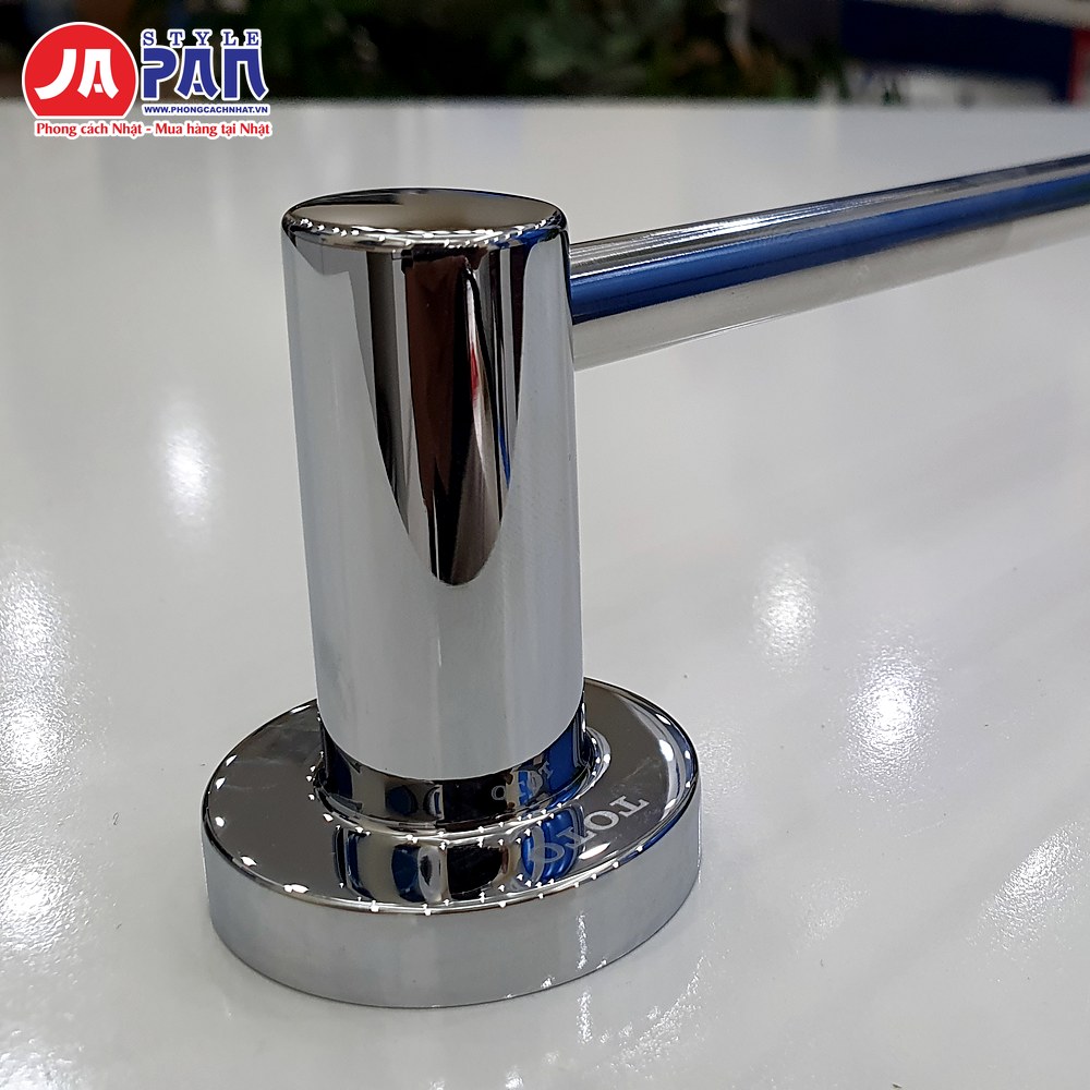 Thanh treo khăn toto YT406S6R 4 Thanh treo khăn Toto YT406S6R – cận giá đỡ tròn khắc TOTO