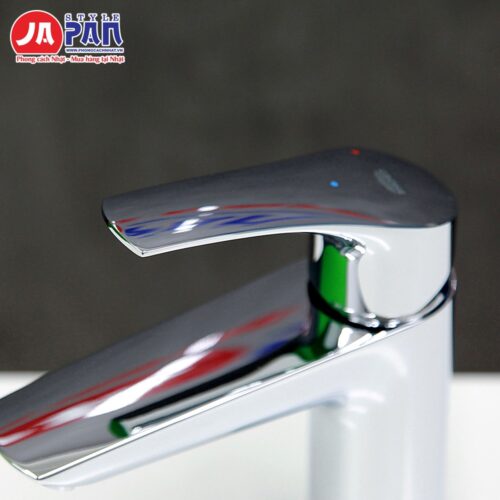 Vòi rửa mặt Grohe Eurosmart M-Size 2438500U | Cao 195mm 10 Vòi rửa mặt Grohe Eurosmart M-Size 2438500U – cận tay gạt và vòi xả nhìn chéo