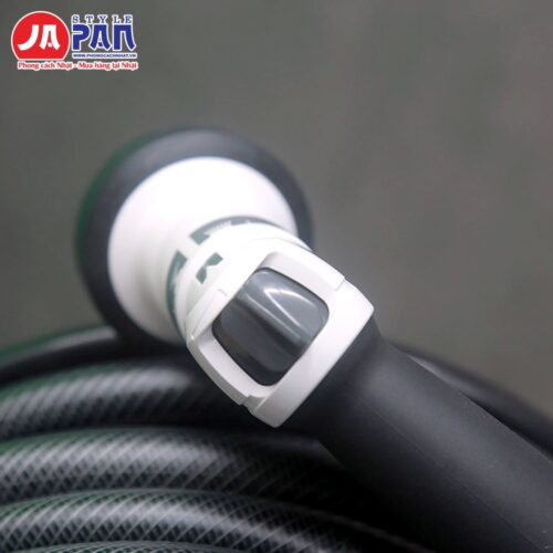 Vòi tưới cây Takagi Aurora V R550CG 50m – cận nút chọn chế độ tưới